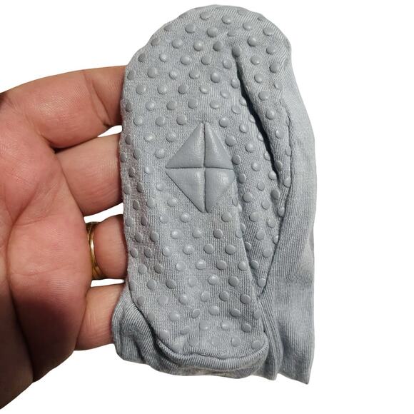 Kyte Baby 9-12 Month Gray Boys Bamboo One Piece Zippy Pajamas Sleeper Footed - Picture 4 of 6